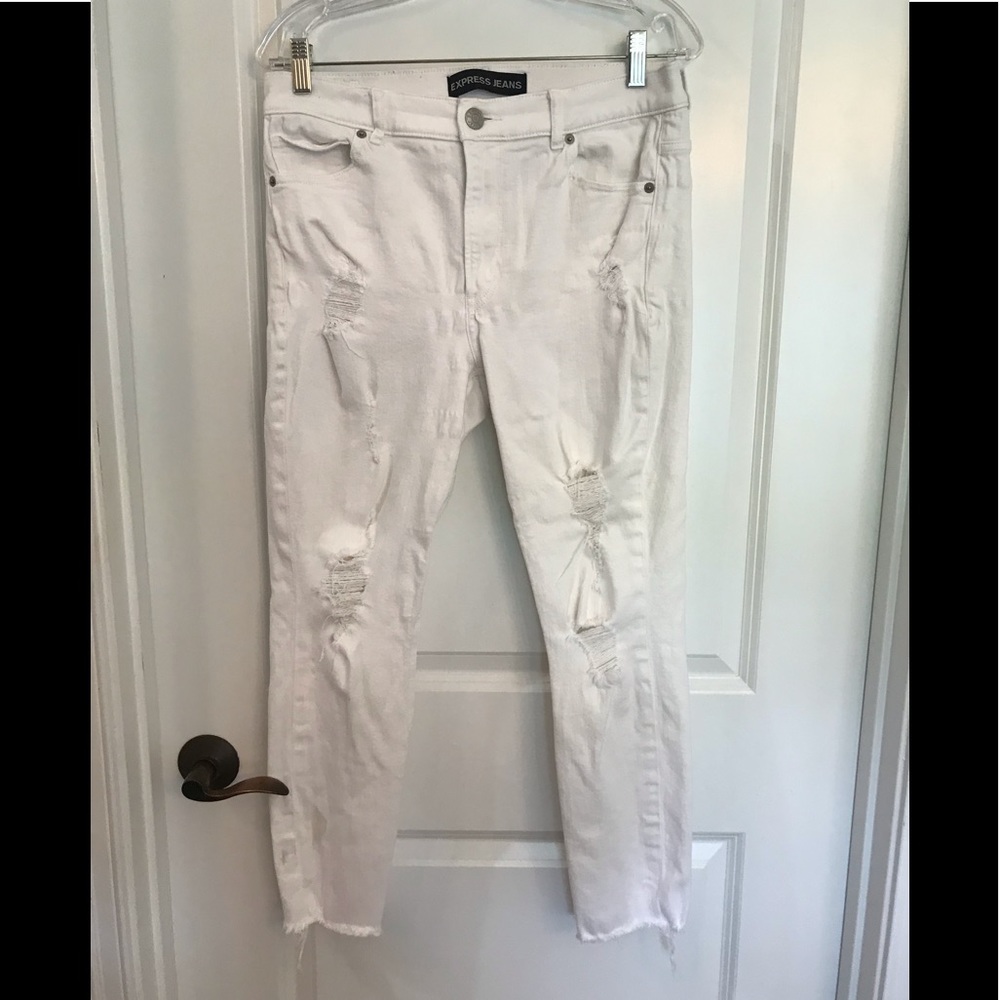 Express distressed jeans